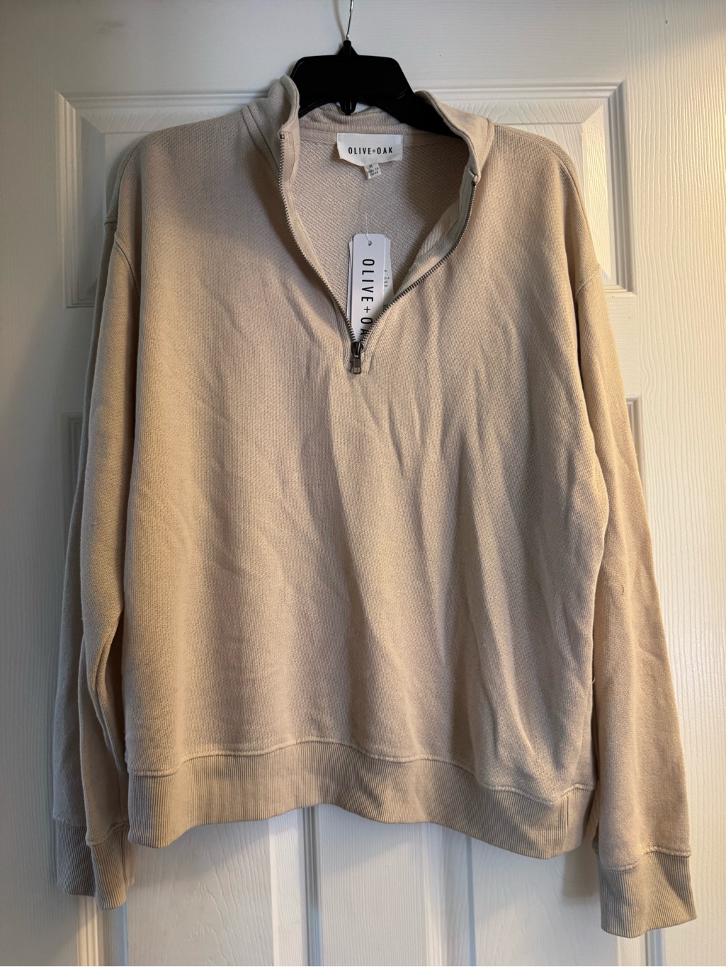 Olive & Oak Women's Beige Zip Pullover Sweater